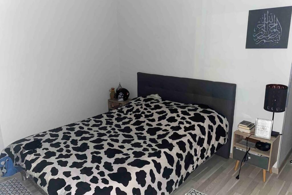 Meyzieu : Superbe Appartement Tres Cosy. Zewnętrze zdjęcie